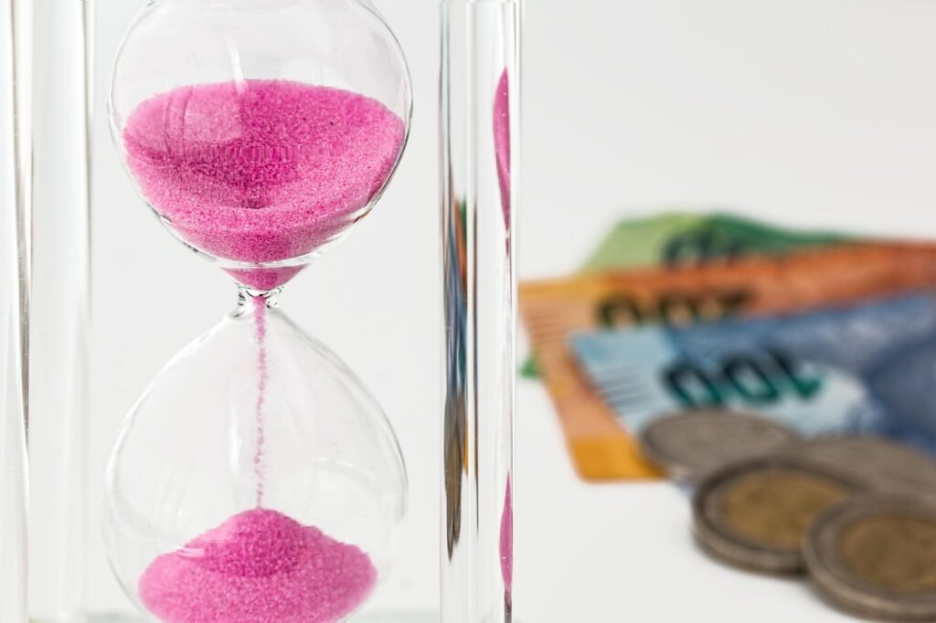 一人暮らしのお金の不安を減らす方法は？